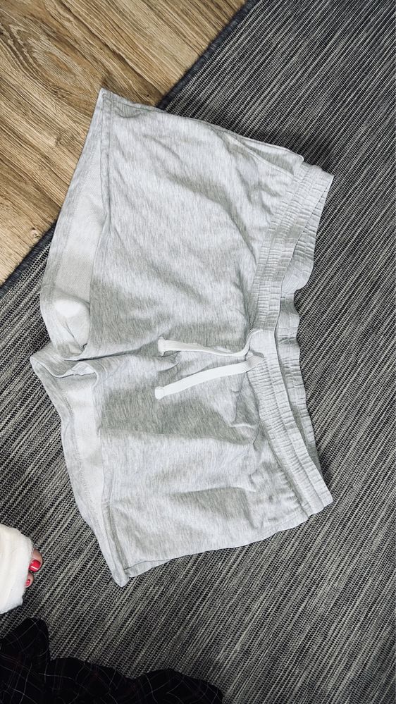 Dresowe krótkie spodenki damskie h&m mama dla kobiet w ciąży xl 42 c2