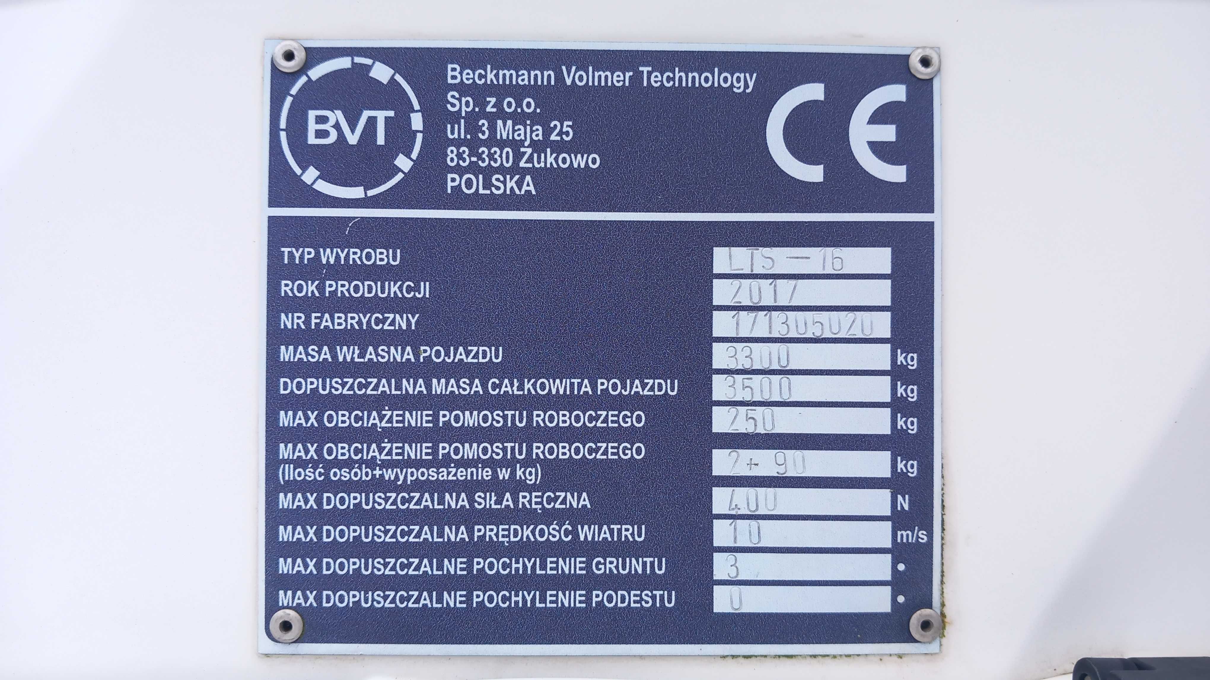 Podnośnik koszowy na podwoziu Mercedes Sprinter