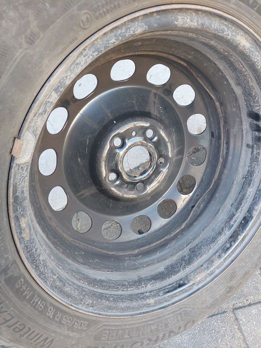 Koła zimowe R16 opony 2024 r. Uniroyal 205 55 R16 91H VW Skoda Audi