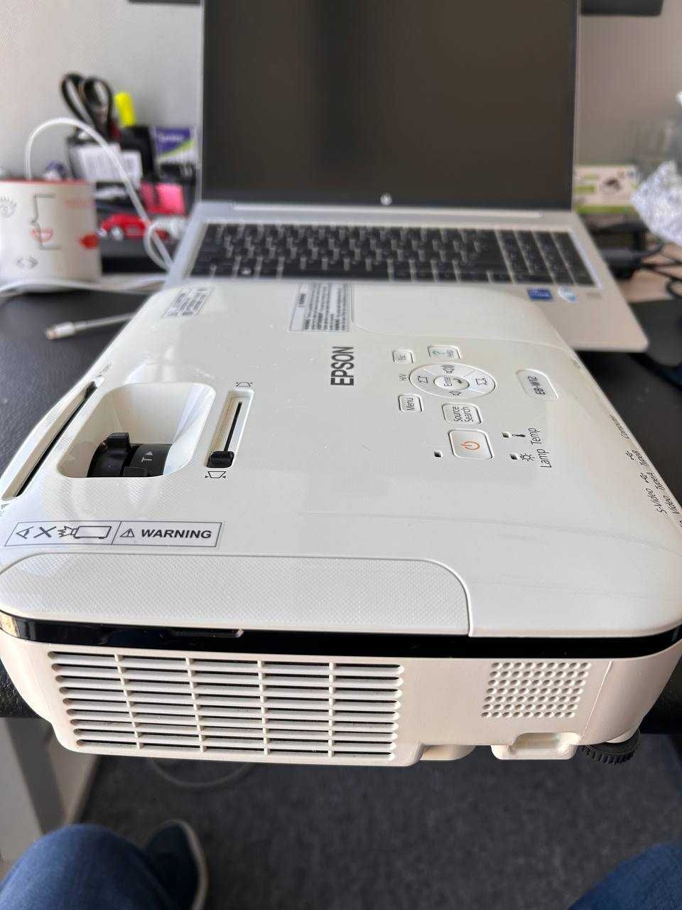 Projektor LCD EPSON EB-W12 VGA