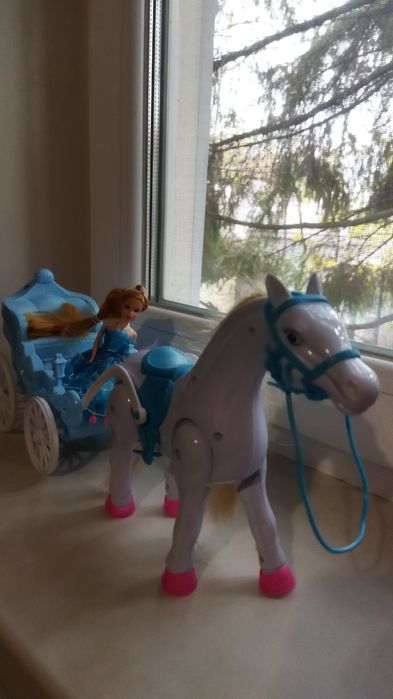 Карета з принцесою