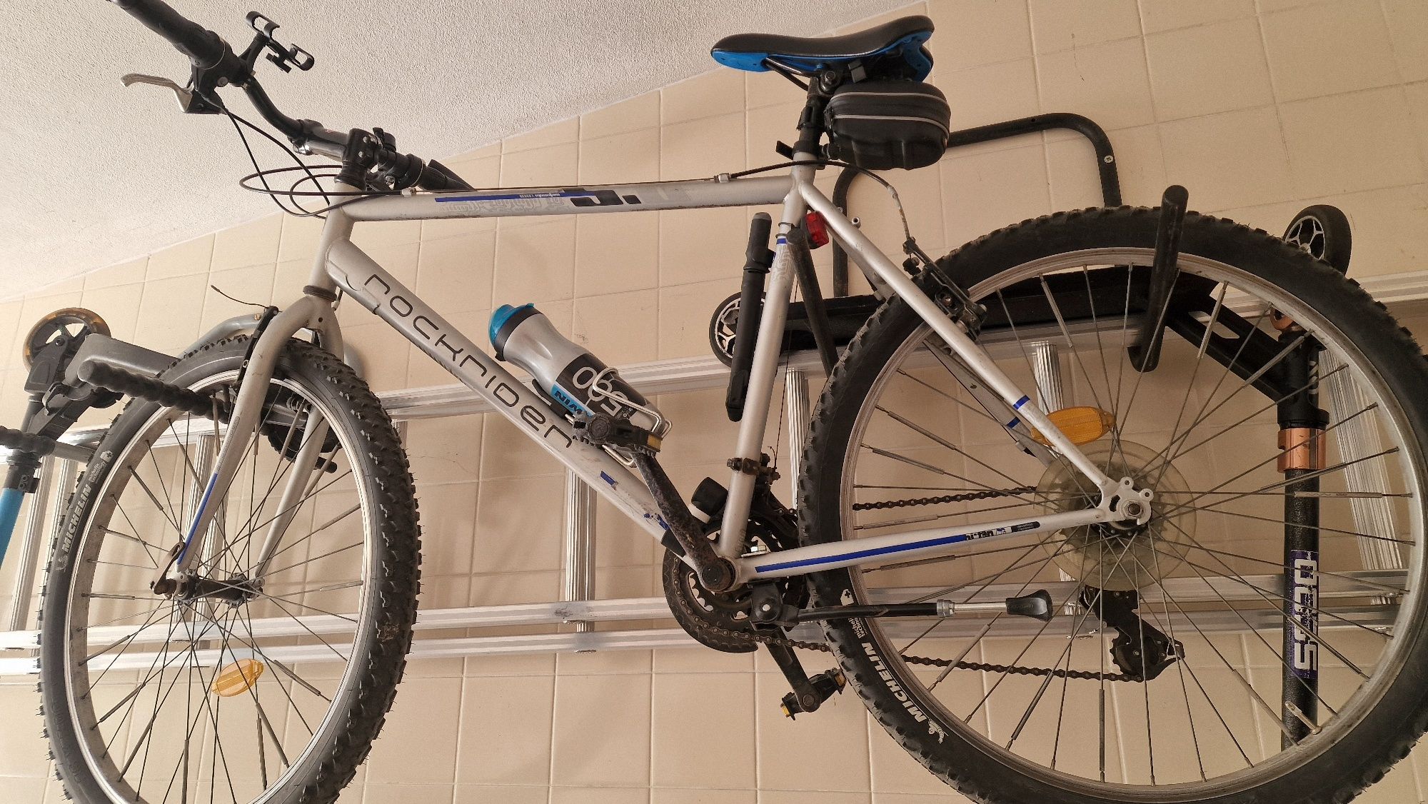 Bicicleta rockrider excelente