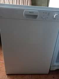 Máquina de Lavar Loiça
