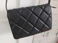 Torebka czarna, pikowana, H&M, crossbody, na ramię