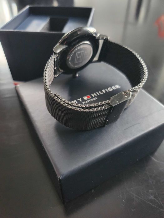 Zegarek Tommy Hilfiger Quartz Accelerator TH Czarny SS Mesh Bracelet