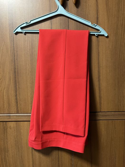 Костюм брючний жіночий.