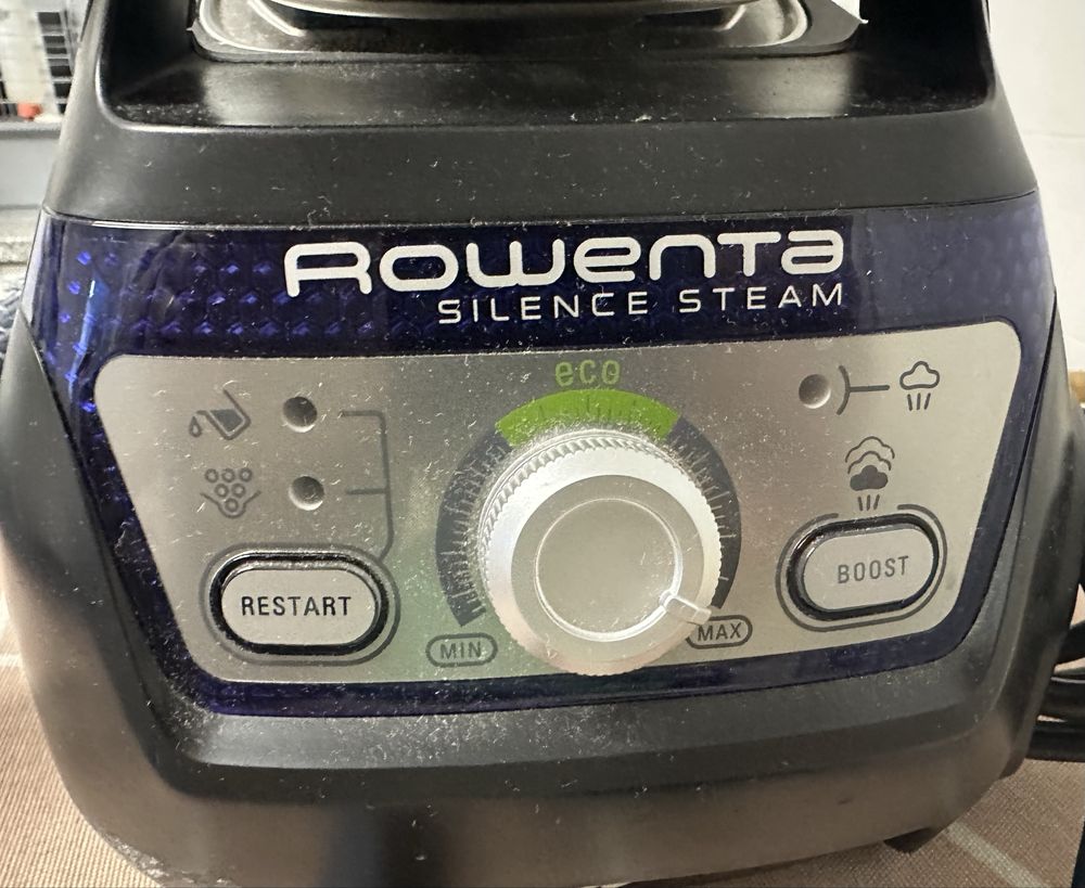 Ferro de engomar de caldeira Rowenta Silent steam