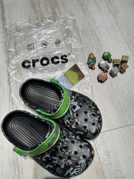 Дитячі сабо Crocs Minecraft  для хлопчика з джибітсами