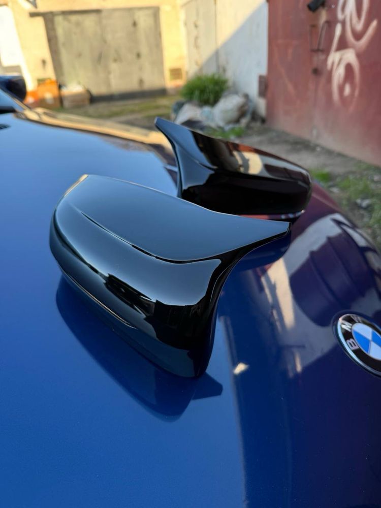 Накладки на дзеркала на BMW G20 G30 G42 G28 G23 G26 G38 G11 G12 G14