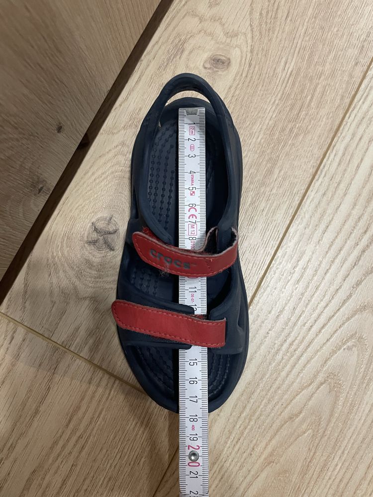 Sandały Crocs Swiftwater c11
