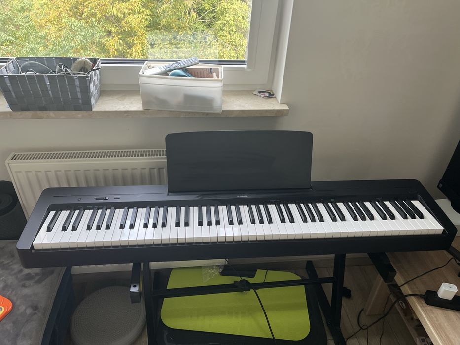 Yamaha P-145 cyfrowe pianino