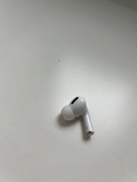 prawa oryginalna słuchawka apple air pods 3 pro s