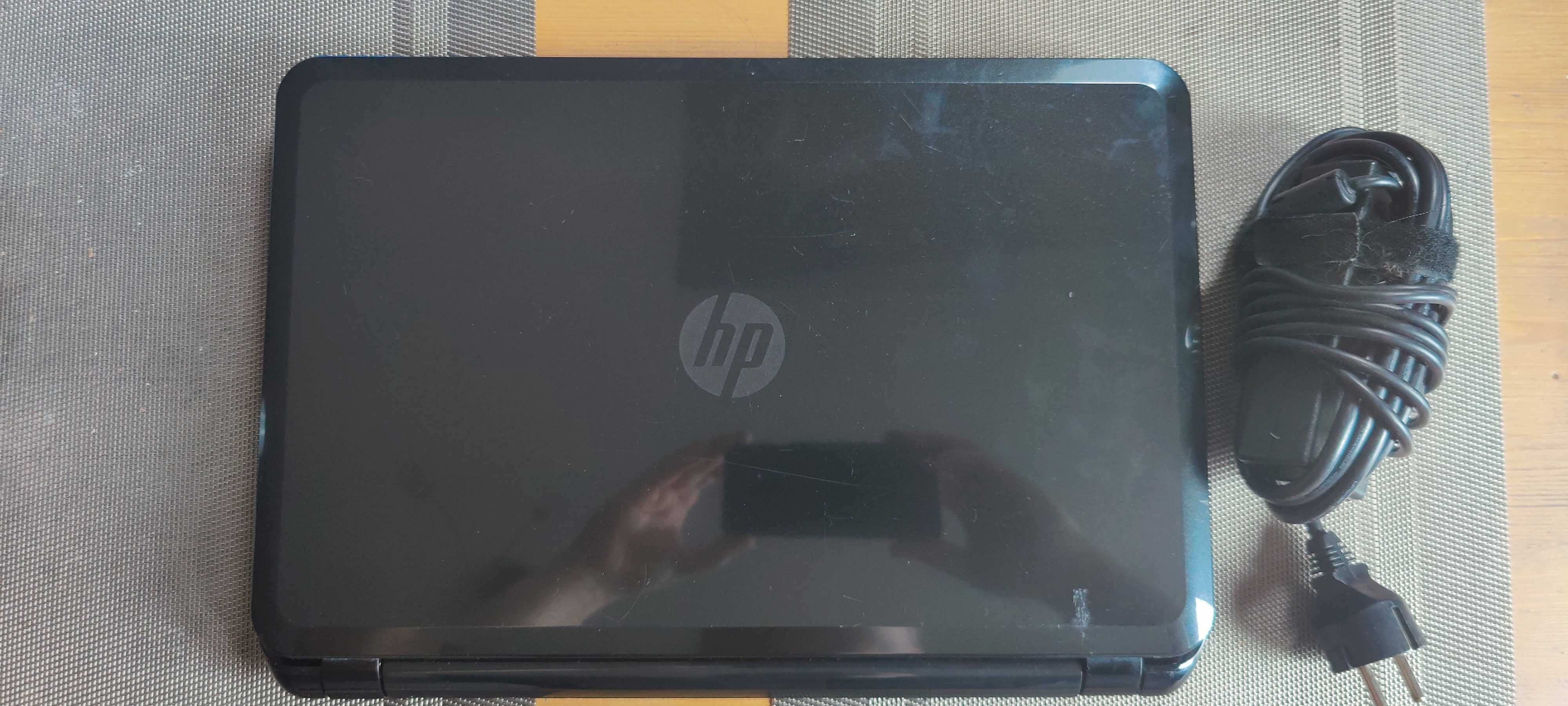 HP 15-D - 15,6 cala - Core i3 4 x 2,40 GHz - 6GB Ram -240GB SSD -Win10