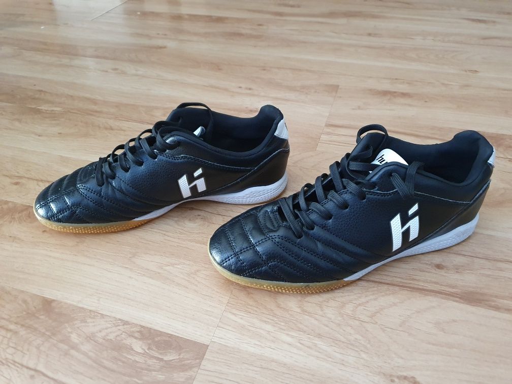 Buty halówki Huari roz. 39