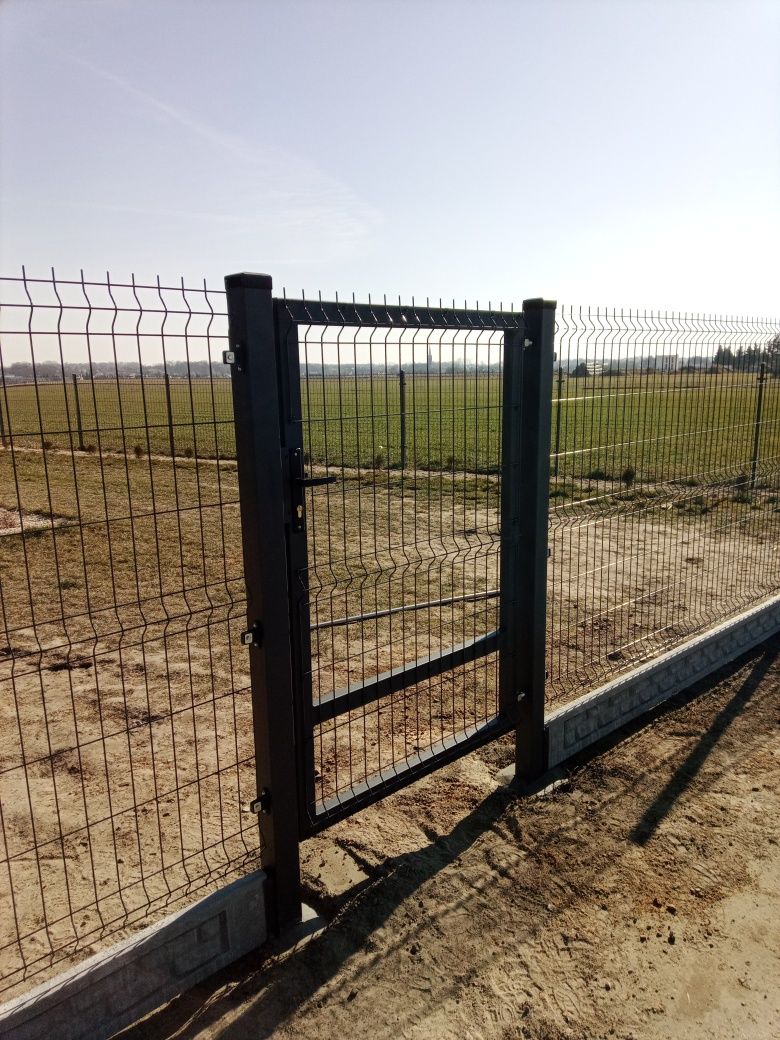 Ogrodzenie 3d panelowe + podmurówka  Montaż furtki bramy Kościan