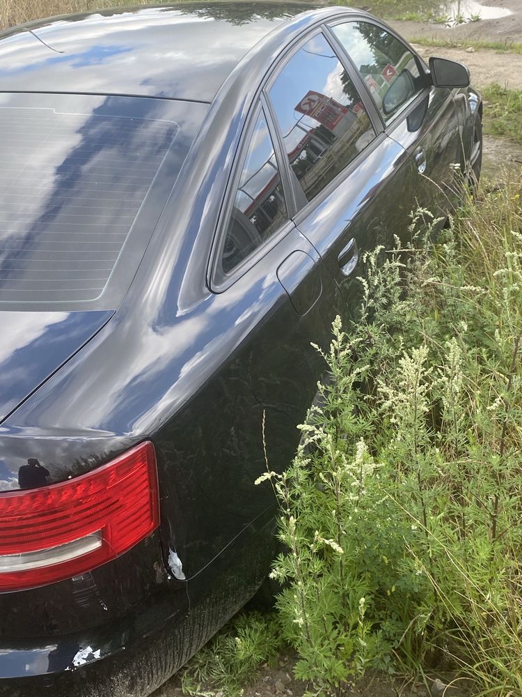 Sprszedam auto po uderzeniu w barjerke audi a6c6 2.0 tdi