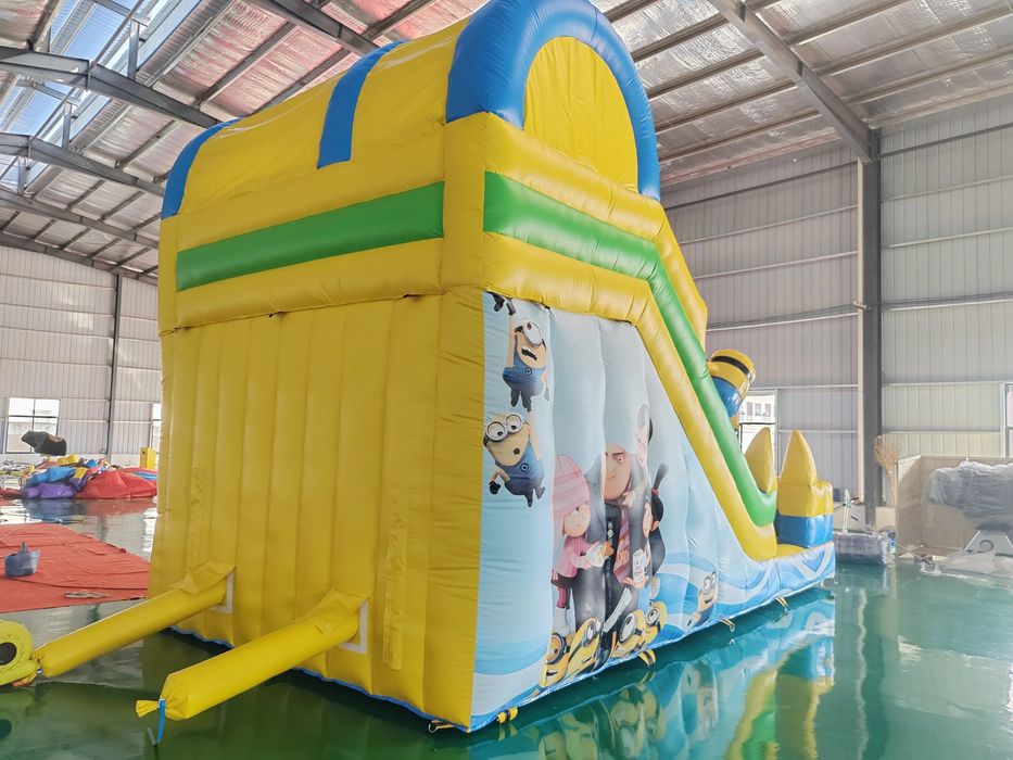 Zjezdzalnia zamek 2026 dmuchana dmuchaniec minionki 7x4x5 nowa