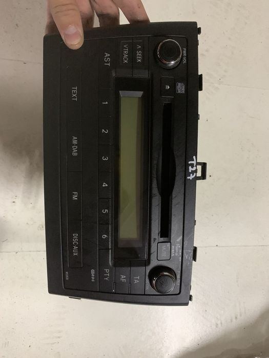 Radio Toyota Avensis T27 09-15r.