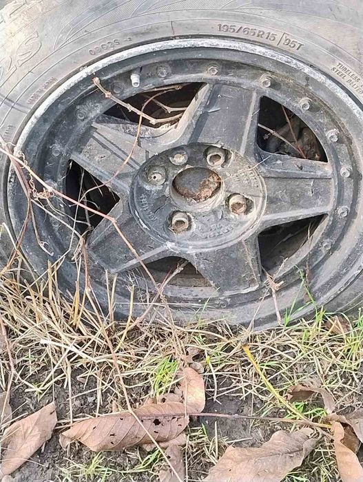 Продам бмв е-30 по те