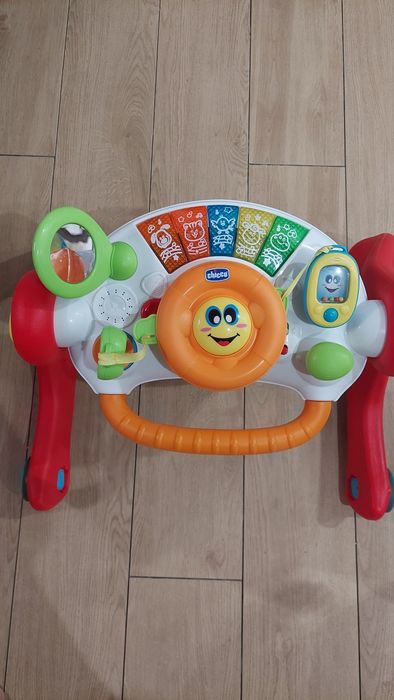 Ігровий розвиваючий центр Chicco