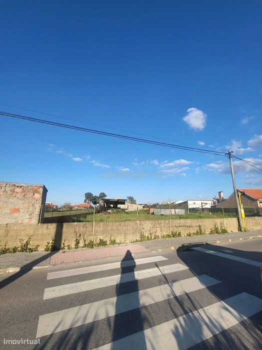 Terreno Urbano em Brejos de Azeitão - 2112 m² com Potencial de Constru