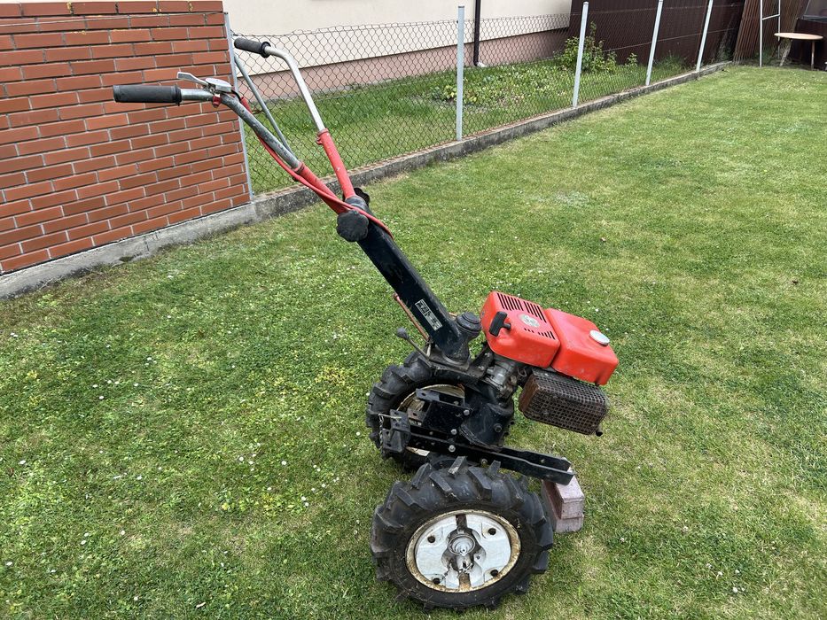 Terra Vari z silnikiem Jikov