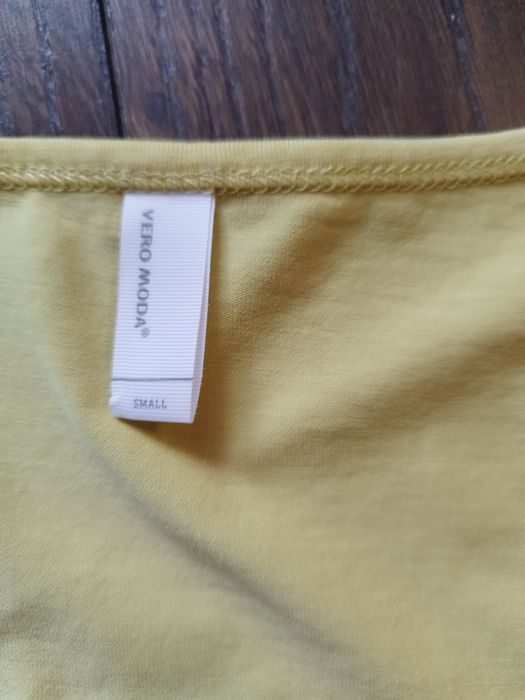 Bluzki z krótkim rękawkiem rozmiar xs-s