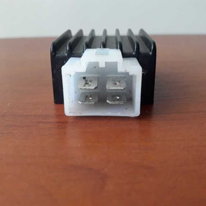 Реле зарядки акб,на скутер,мопед,мотоцикл,реле регулятор напруги GY6