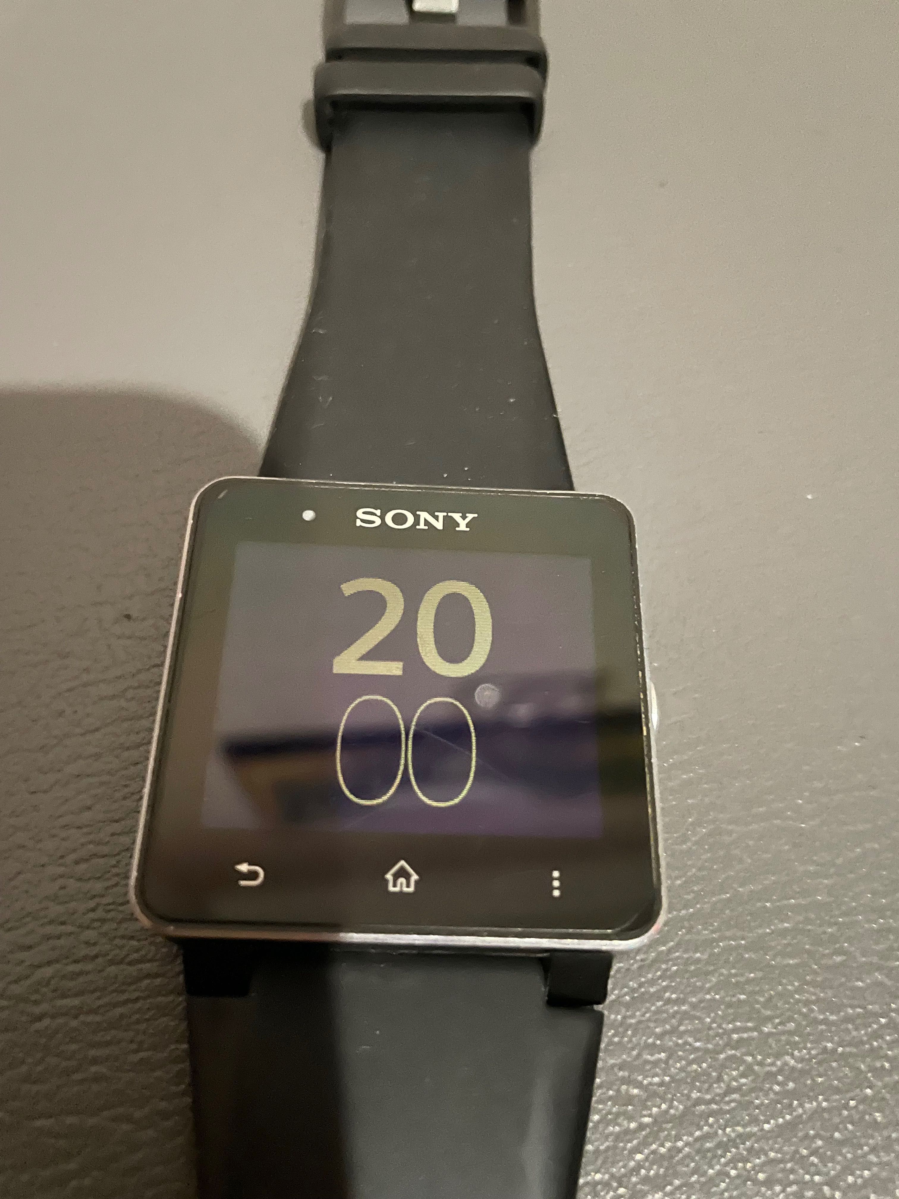Часы Sony SmartWatch SW2