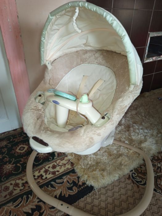 Крісло гойдалка Graco