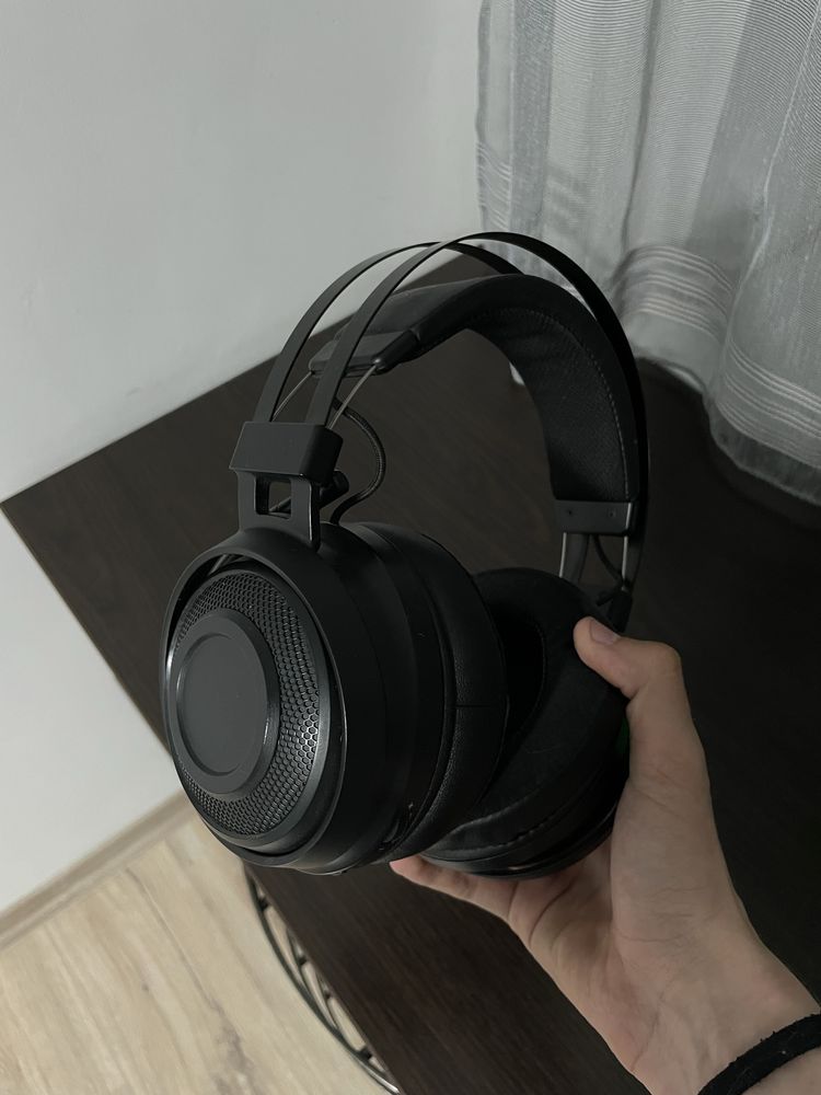 Razer Nari Essential Black