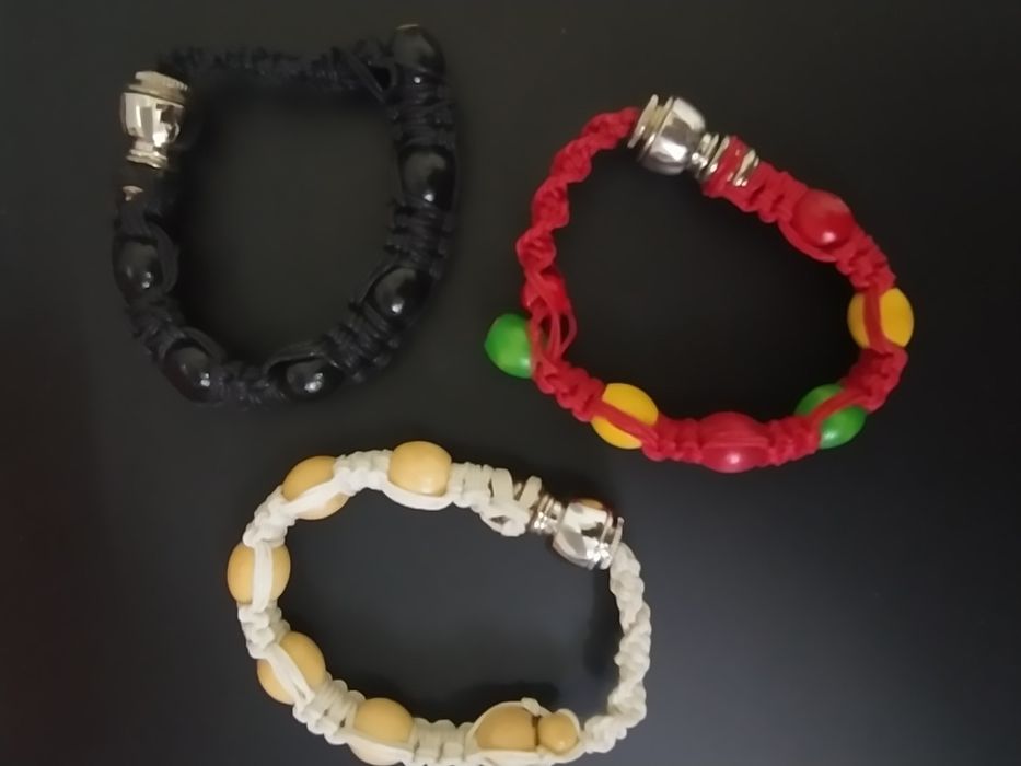 Pulseiras cachimbo em 3 cores