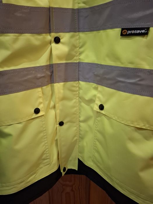 Nowa kurtka robocza ostrzegawcza