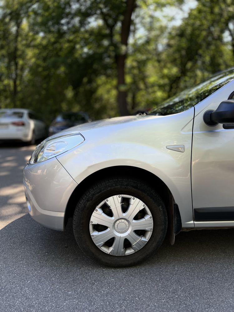Dacia Sandero 2011 1.2
