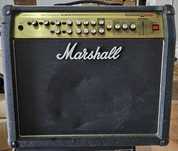 Amplificador Combo Marshall Valvestate 2000 AVT100