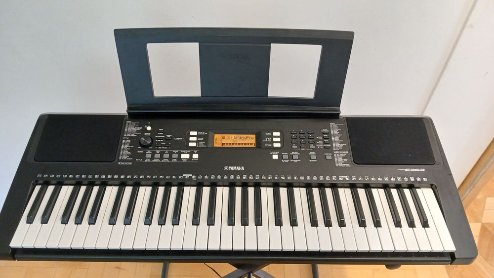 Keyboard Yamaha PSR E pełen komplet dynamiczna klawiatura USB