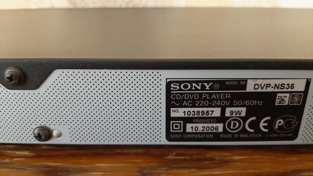 Стильный DVD плеер Sony DVP-NS36 в идеальном состоянии