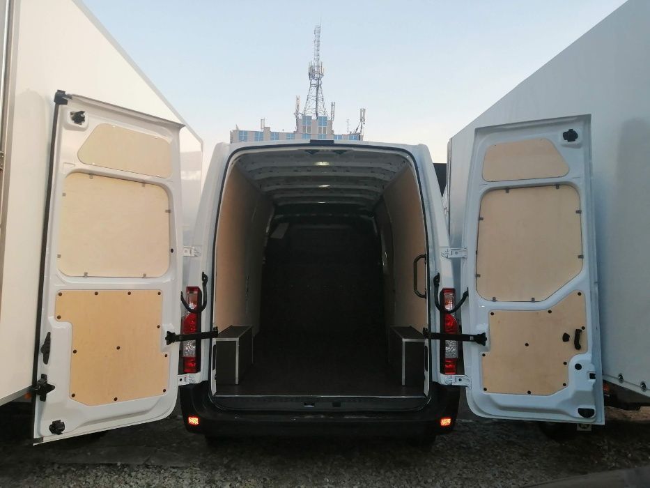 Kompleksowa zabudowa samochodów aut dostawczych Renault Master L3H2