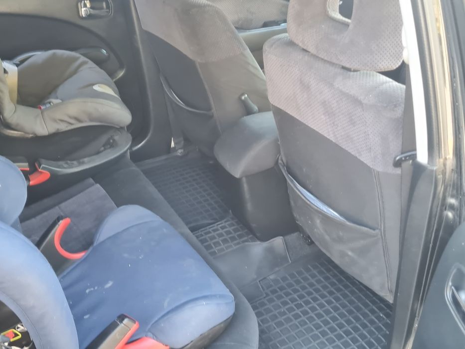 Легкове автомобіль