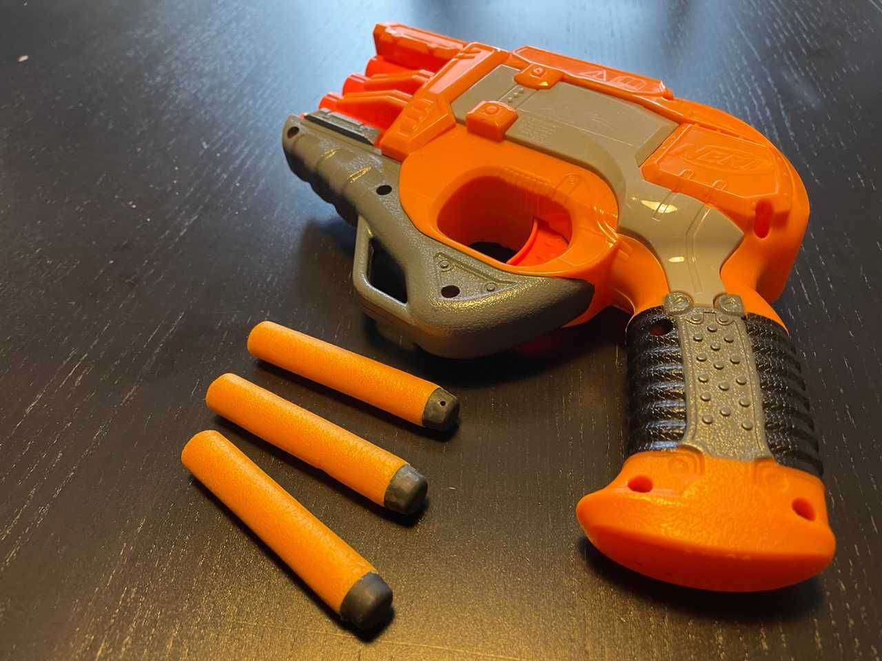 Nerf N-Strike Doomlands Persuader