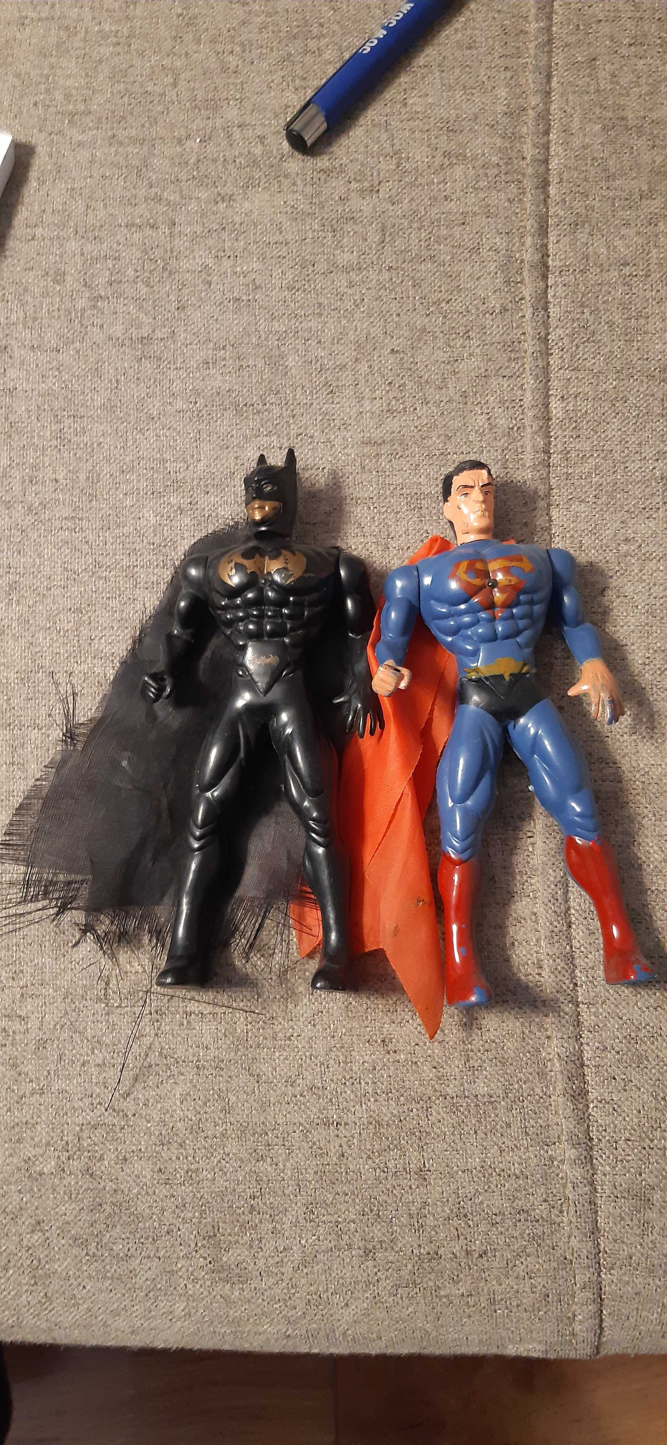 stare plastikowe zabawki superman i batman dla kolekcjonerów