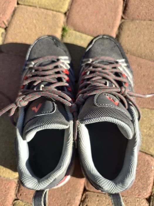 Кросівки для хлопчика 35р