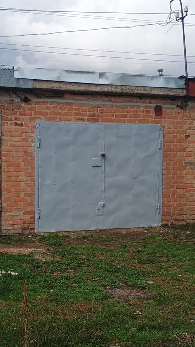 Здається  трьохрівневий гараж в оренду в районі ХЛІБ ЗАВОД (ВОКЗАЛ)