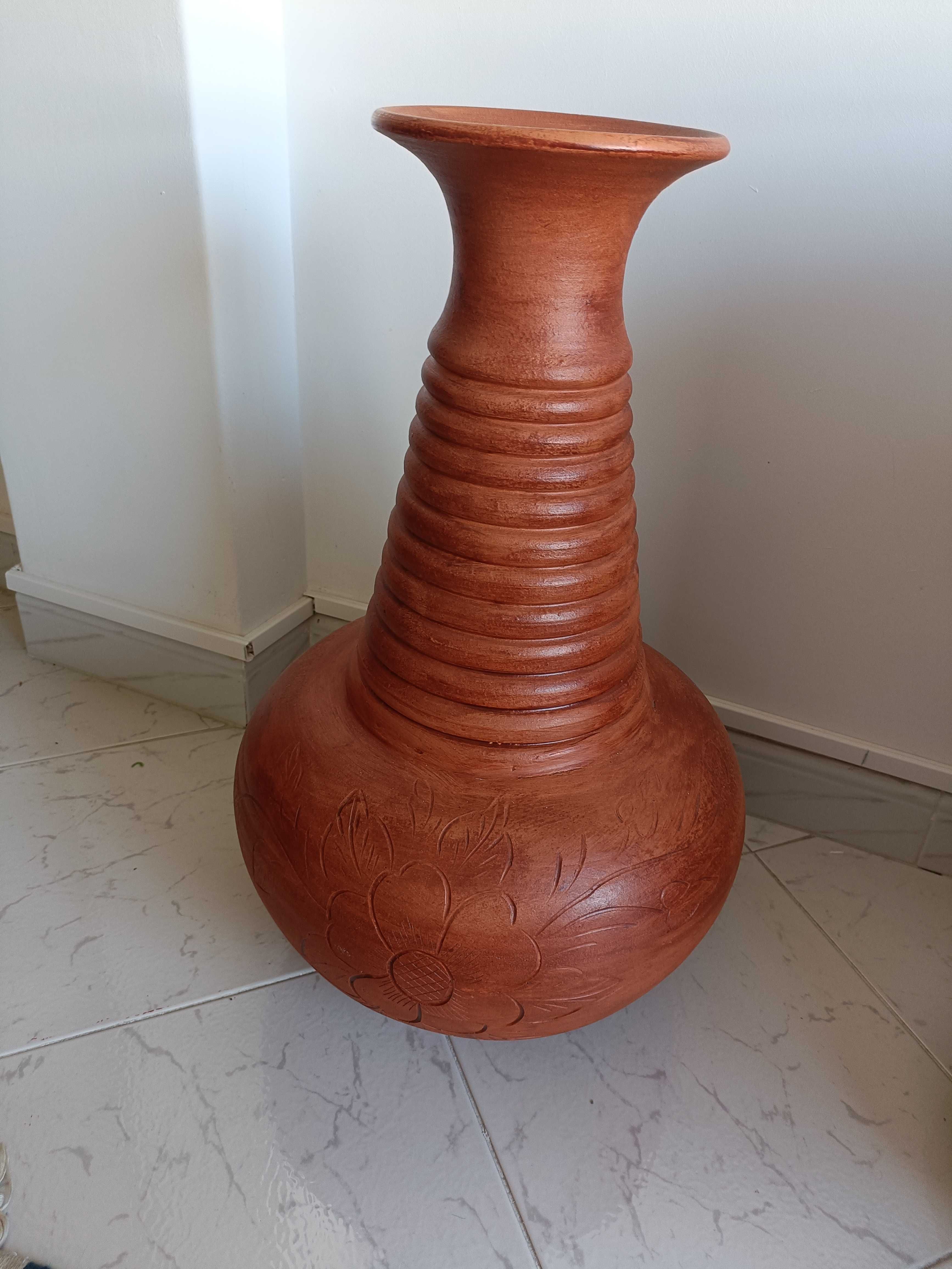 Jarra/vaso grande decorativo em terracota