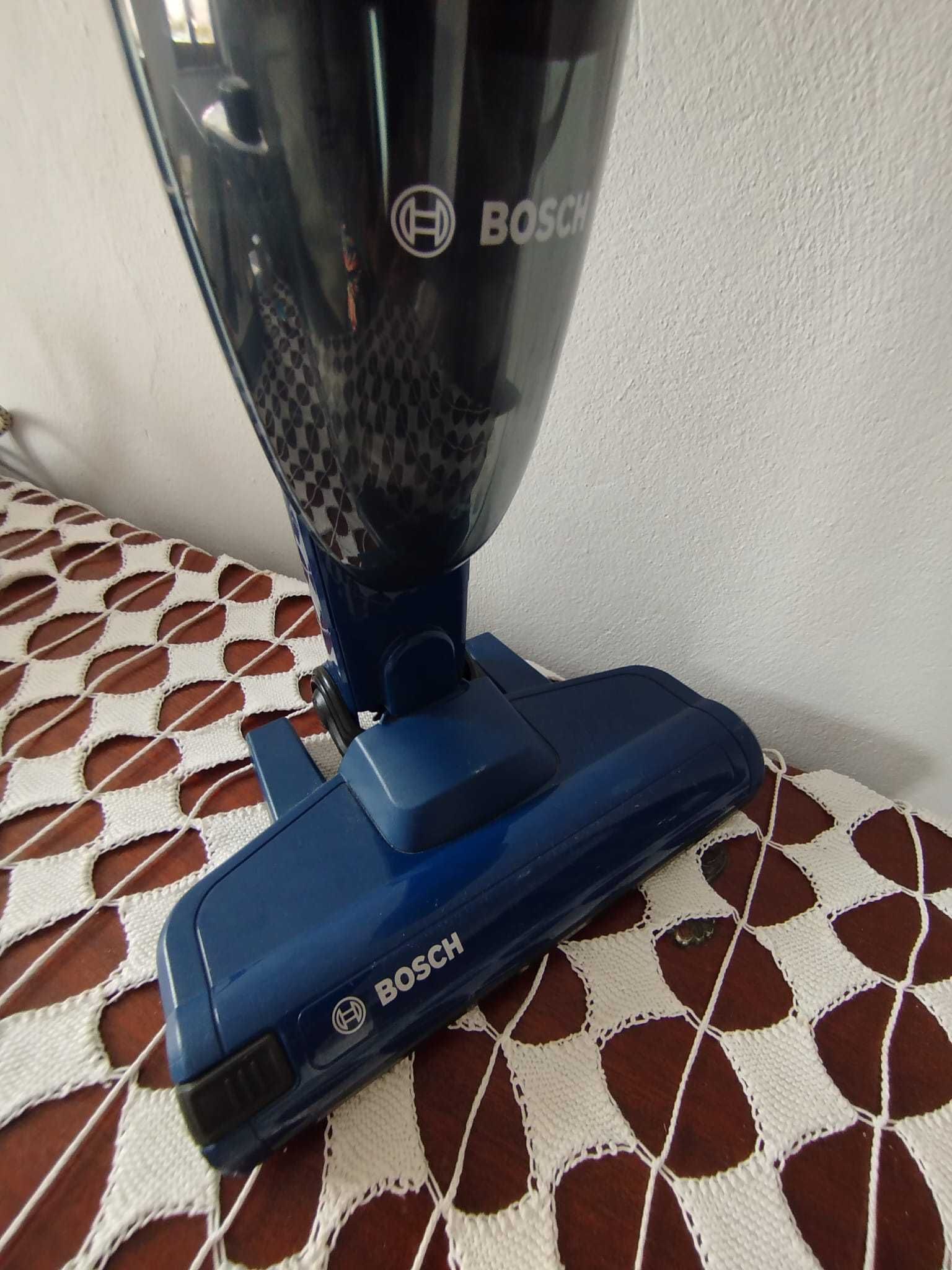 Aspirador Vertical BOSCH Readyy'y (16 V - Autonomia 40 min - usado.
