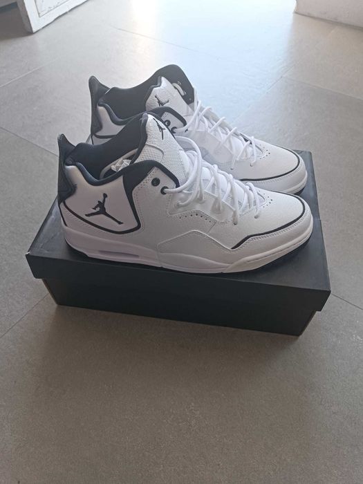 Jordan Courtside 23