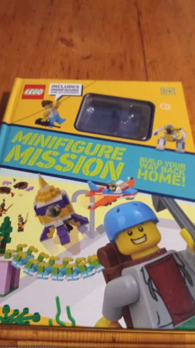 Книга LEGO  Minifigure mission
