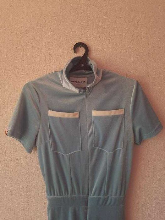 Оксамитовий блакитний комбінезон peachy den catssuit