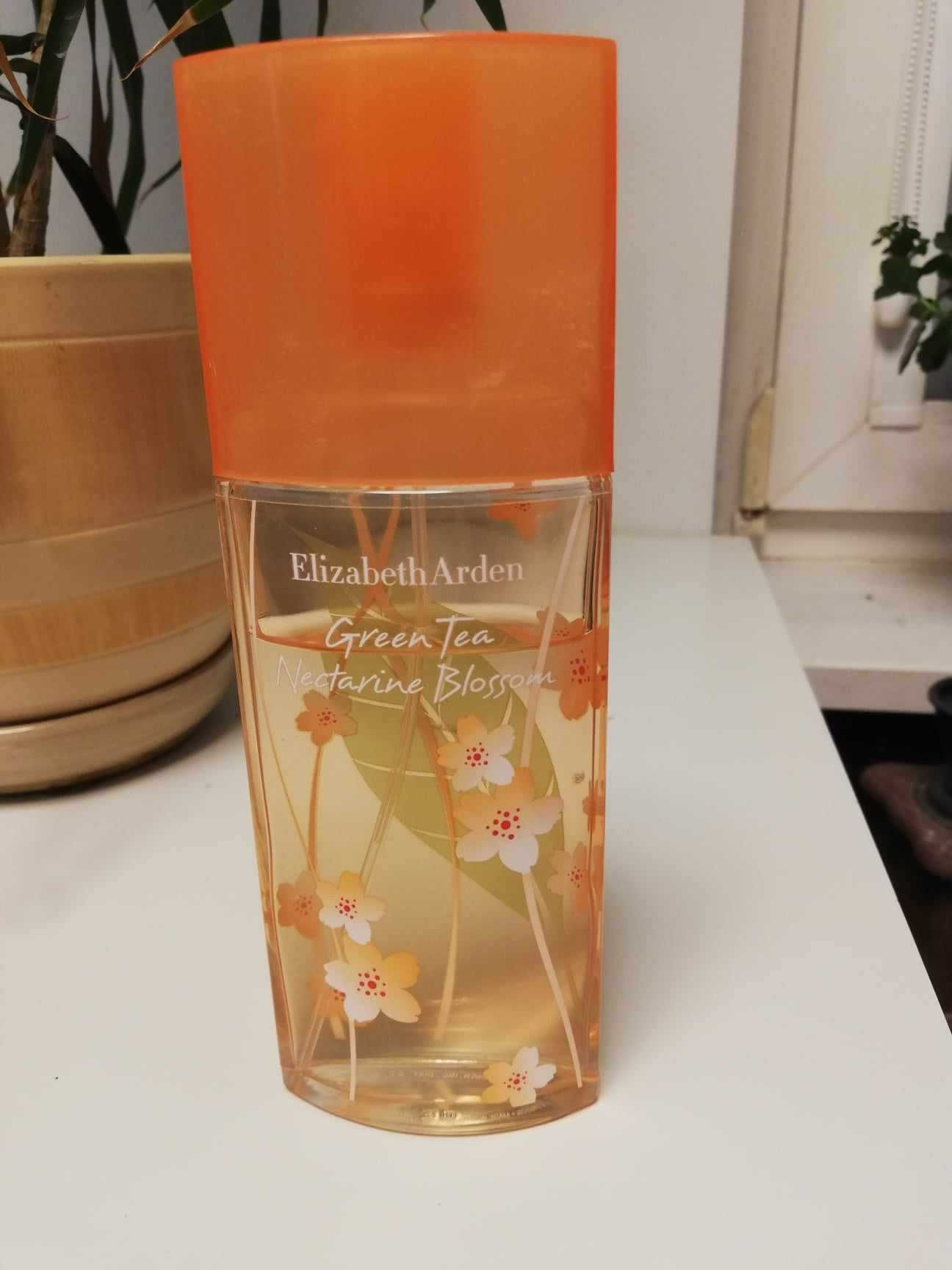 Perfumy ELIZABETH ARDEN green tea nectarine blossom