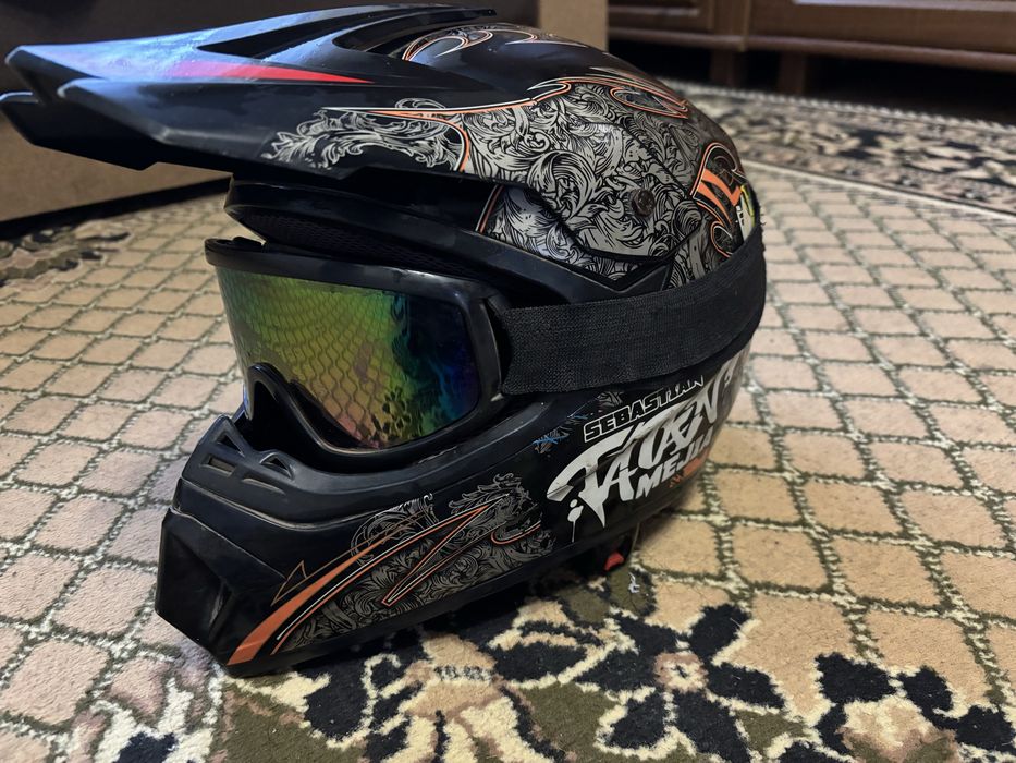 Мотошолом кросовий